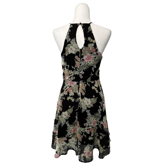 Almost Famous Black Floral Dress - Medium - Picture 5 of 12